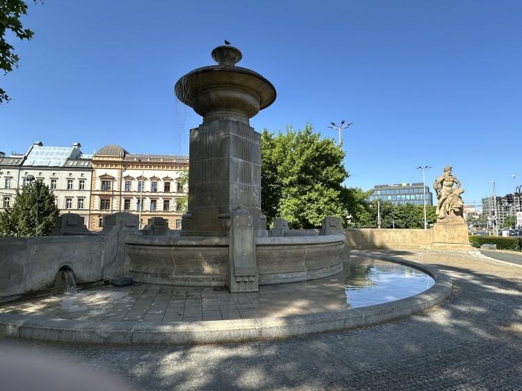 Fontanny we Wrocławiu. To one zdobią miasto i przyciągają turystów