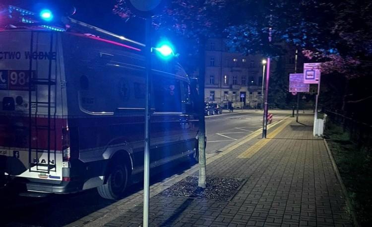 Wrocław: Szczyt głupoty! Założył się, że nie utonie w fosie