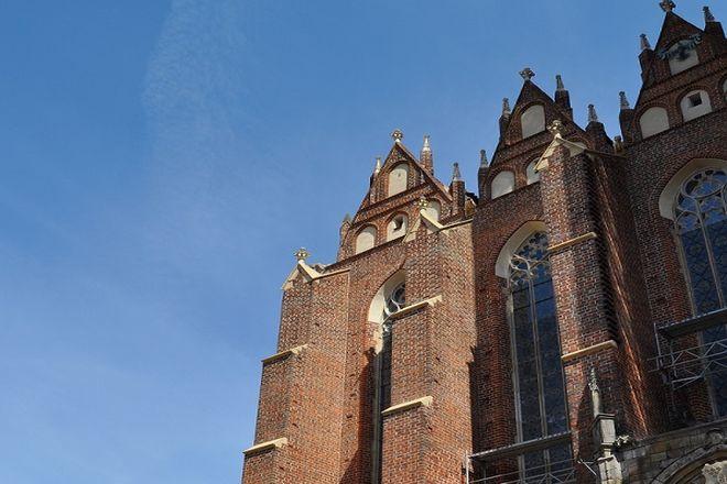 Jednej nocy obejrzysz wnętrza najpiękniejszych wrocławskich budowli sakralnych 