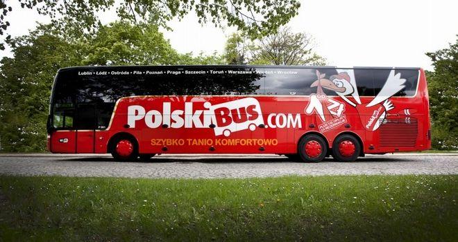 O włos od wypadku Polskiego Busa pod Wrocławiem. Kierowca dostał udaru, autokar zatrzymali pasażerowie