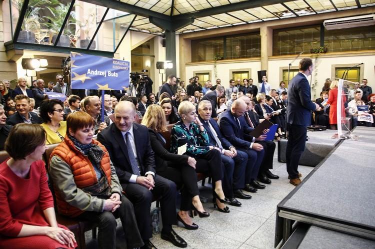 Konwencja PO. Schetyna obiecał 1000 zł podwyżki dla nauczycieli [ZDJĘCIA, WIDEO]