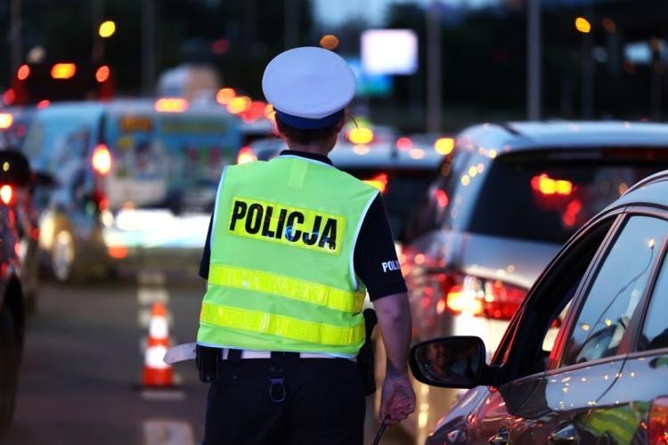 Ojciec miał 3 promile i jechał z dzieckiem. Chciał 