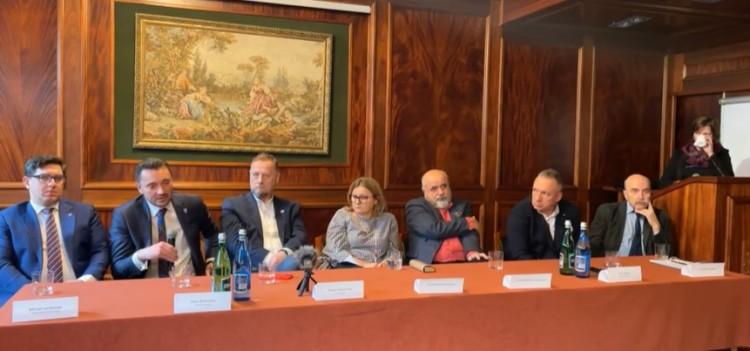 Naukowcy i samorządowcy o innowacjach