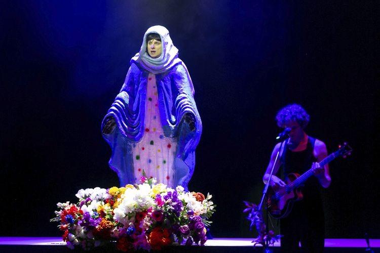 Premierowy koncert Ralpha Kaminskiego. Zaśpiewał przeboje Kory i Maanamu [ZDJĘCIA]