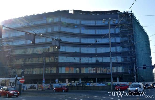 Wierzbowa wyłączona z ruchu aż do maja. Ulicę modernizuje inwestor, który stawia tam biurowiec