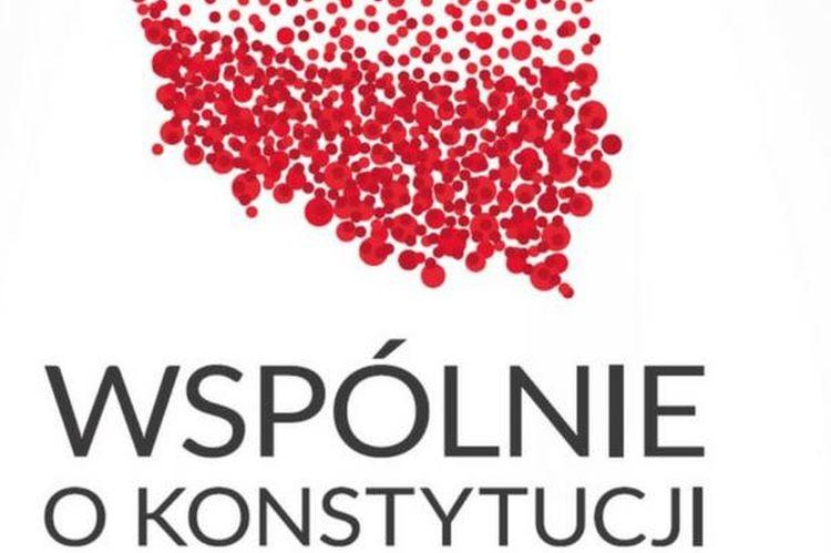 Dyskusja o konstytucji i prawie do nauki