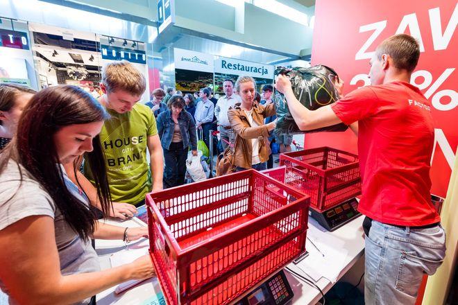 Wrocławianie oddali 10 ton odzieży w ramach specjalnej akcji