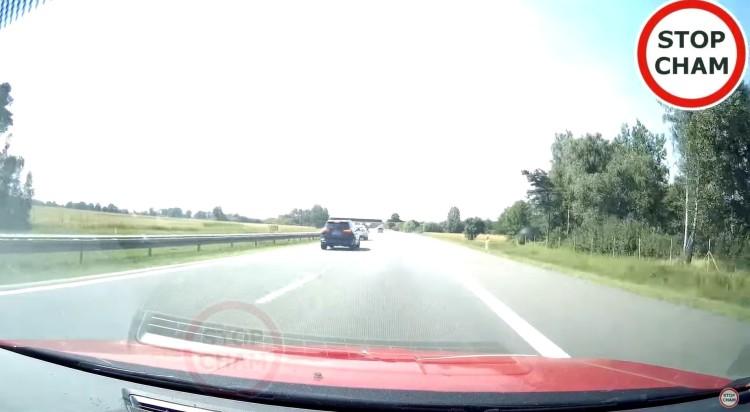Kierowca nagrał wyścigi BMW na autostradzie A4 do Wrocławia [WIDEO]