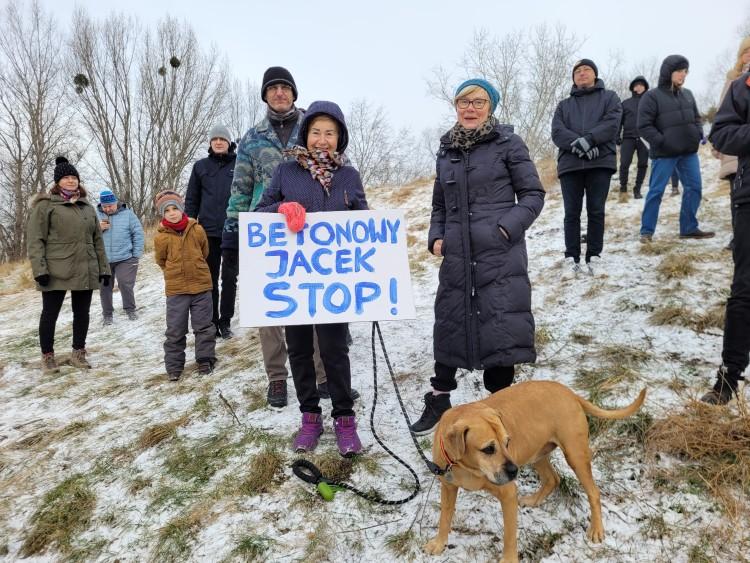 Wrocław: Miasto chce zabetonować tereny zielone na Kowalach. Mieszkańcy protestują