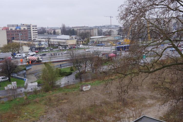 Działka po Cuprum ma nowego właściciela. Co tam powstanie? [ZDJĘCIA]