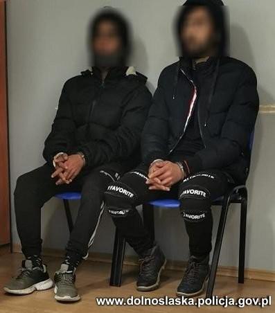 Nielegalni imigranci zatrzymani na Dolnym Śląsku. Szli pieszo autostradą A4