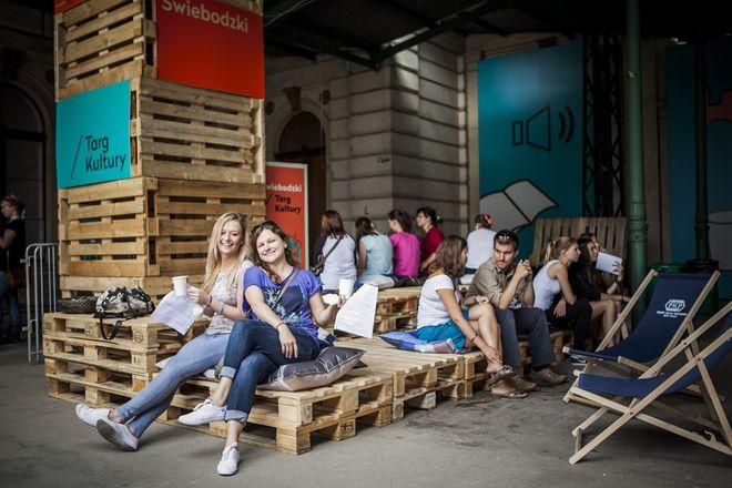 Od czwartku do soboty warto przyjść na Dworzec Świebodzki. To będzie ostatni targ kultury