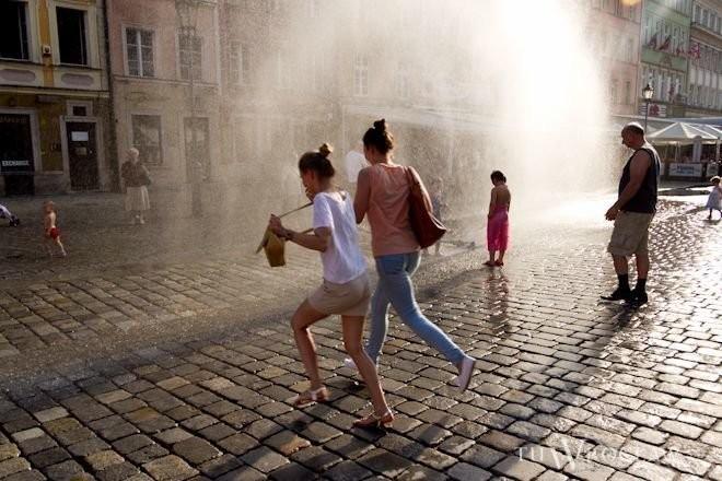 Wrocław: Ekstremalne upały i zagrożenie podtopieniami. IMGW ostrzega