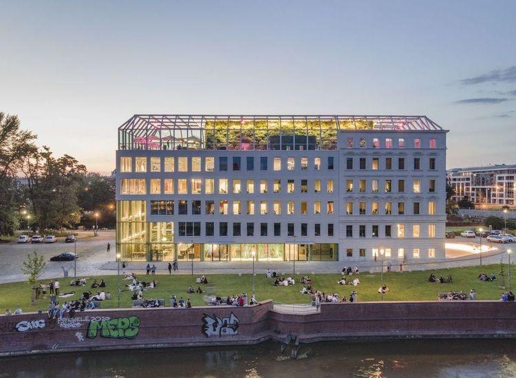 Cykl bezpłatnych koncertów na dachu w centrum Wrocławia [PROGRAM]