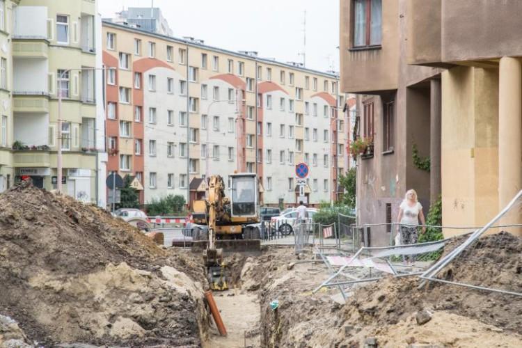 Nowy wykonawca wchodzi na Pułaskiego. Ma dokończyć prace w styczniu