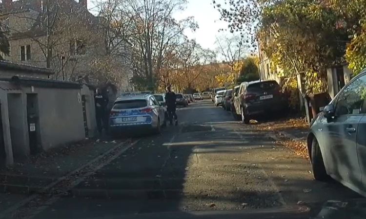 Policja pod domem Jacka Sutryka. Co się działo?