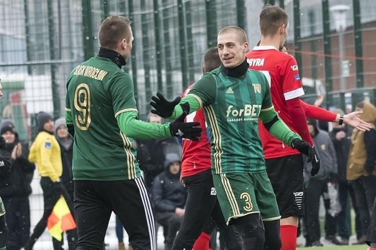 Śląsk przed zgrupowaniem na Cyprze. Kolejne kontuzje w drużynie Jana Urbana