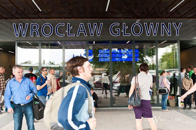 Od wtorku na Dworcu Głównym będzie stać niezwykła maszyna. Kupimy w niej...