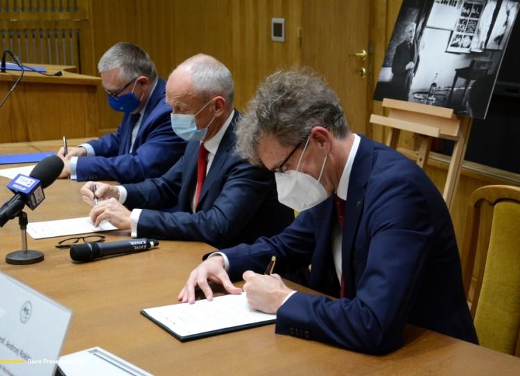 Wrocławskie uczelnie łączą siły. Dlaczego bez podpisu prezydenta?