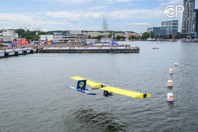 Byki z Politechniki na podium. Wrocławscy studenci z sukcesem w Red Bull Konkursie Lotów