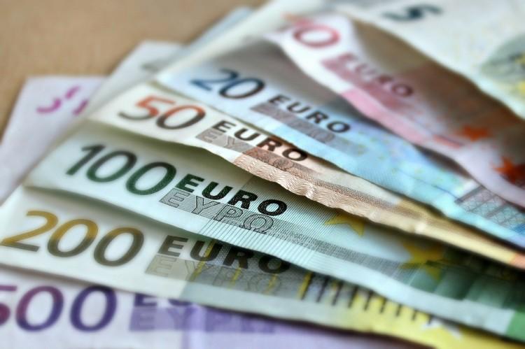 Wiceminister tłumaczy, dlaczego Dolny Śląsk ma dostać mniej pieniędzy z Unii