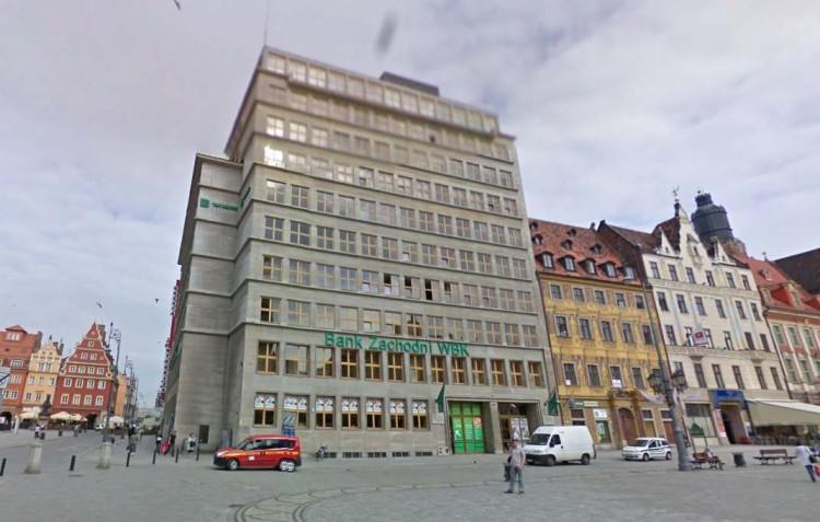 Najbogatszy wrocławianin chce przebudować dawny bank przy Rynku. Co tu powstanie?