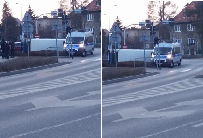 Wywrotka samochodu dostawczego na ulicy Wyścigowej [ZDJĘCIE]