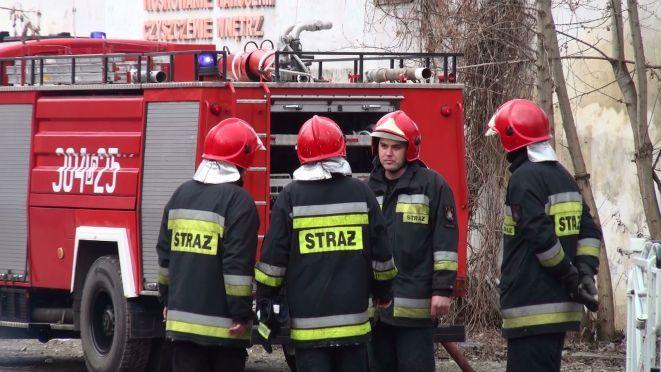 Pożar w kamienicy w centrum miasta. 1 osoba nie żyje
