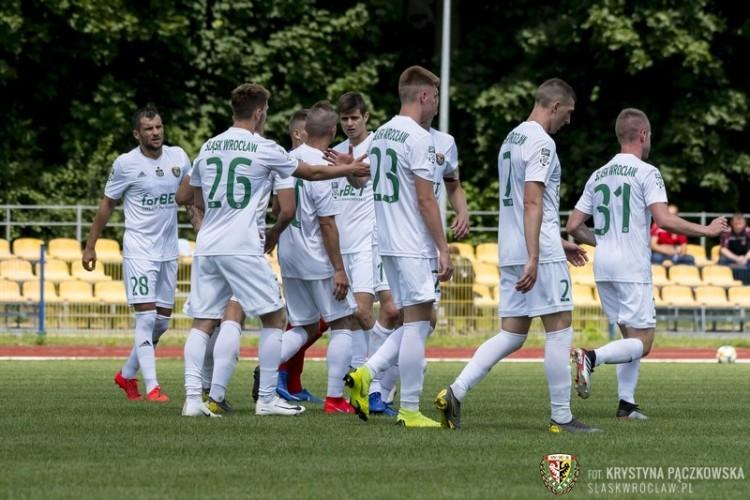Bezbłędni przy rzutach karnych. Śląsk wygrywa w pierwszym sparingu