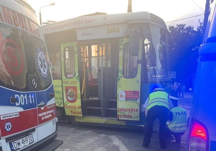 Śmiertelne potrącenie przez tramwaj na placu Staszica [ZDJĘCIA, WIDEO]