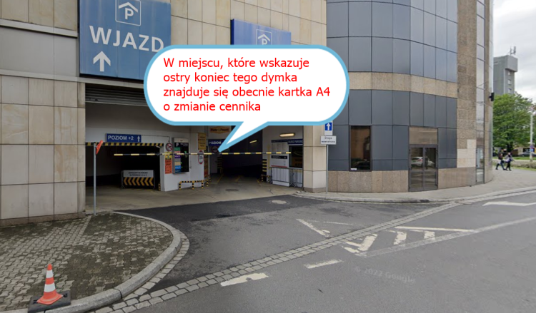Horrendalne ceny za parking! Tak upadająca galeria nabija klientów w butelkę