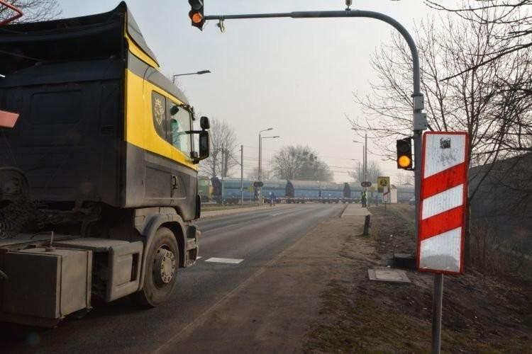 Wrocław: Awaria rogatek. Nie było przejazdu dla samochodów i autobusów