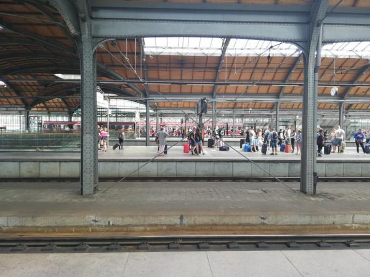 Awaria na kolei. Nawet dwugodzinne opóźnienia pociągów do Wrocławia
