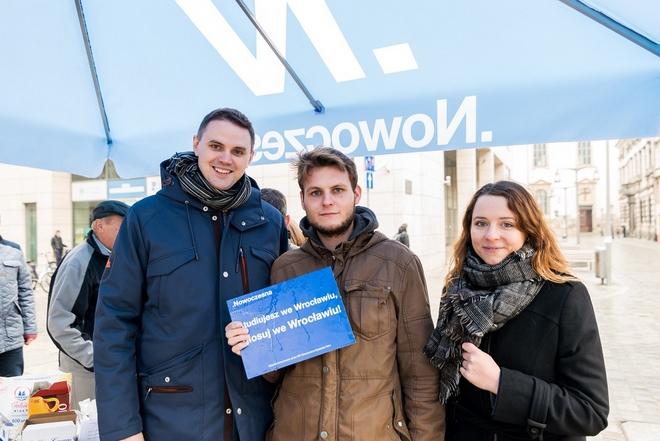 Kandydaci Nowoczesnej zachęcają do głosowania we Wrocławiu. Ruszyła akcja skierowana do studentów