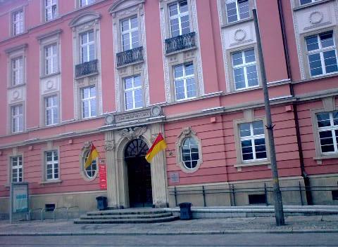 Niecałe 30 mln zł za nieruchomości