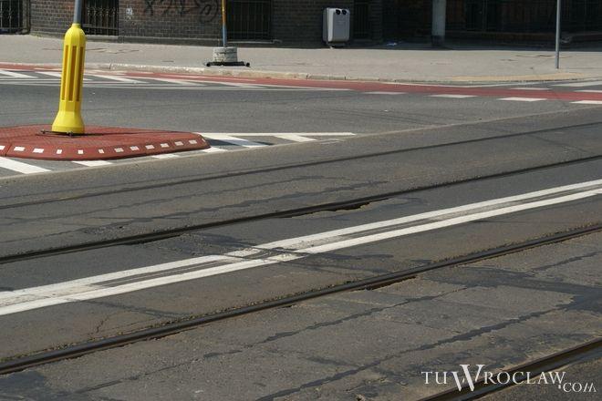 Awaria na Podwalu już usunięta. Znów jeżdżą tamtędy tramwaje