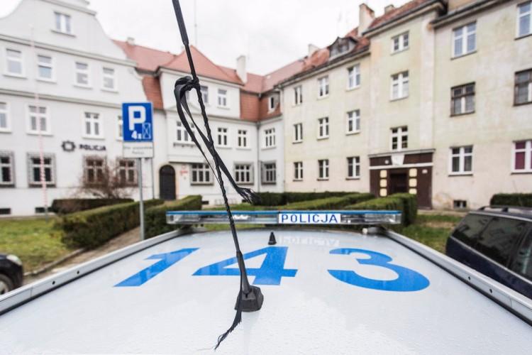 Jechał odurzony, bez prawa jazdy i z narkotykami w samochodzie