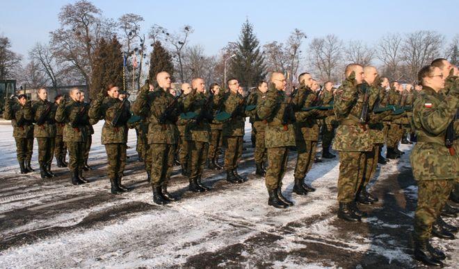 Prawie 300 elewów wypowie 1 lutego we Wrocławiu słowa roty