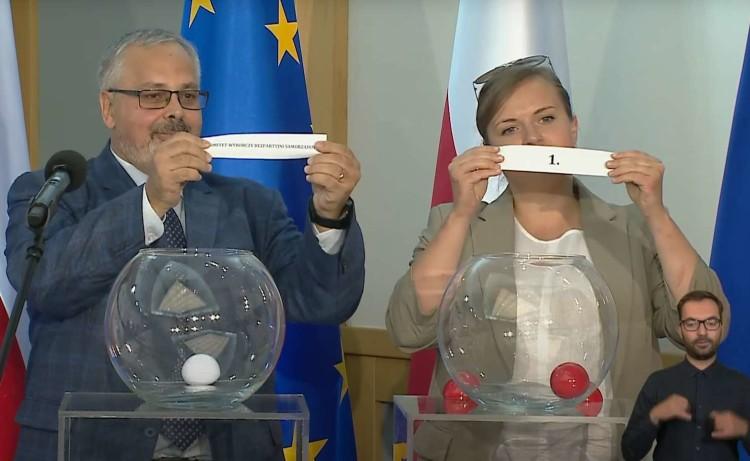 Znamy numery list wyborczych. PKW przeprowadziła losowanie [PEŁNA LISTA]