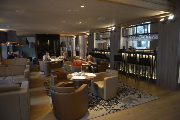 Nowy hotel we Wrocławiu. Czy spodoba się gościom? [ZDJĘCIA]