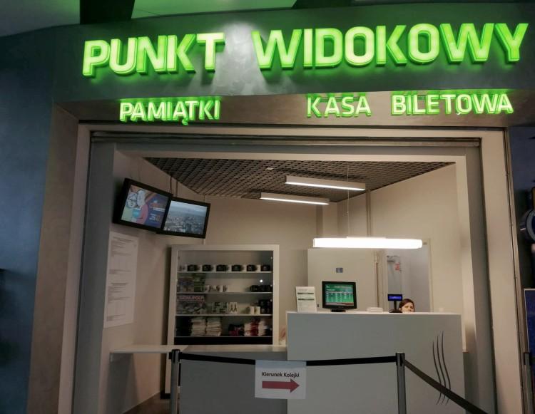 Zmiany w punkcie widokowym Sky Tower. Ma być wygodniej [ZDJĘCIA]