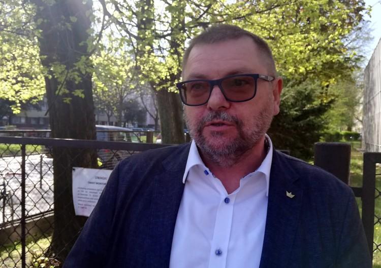 Wrocławski europoseł: „Nauczyciele dali się wmanewrować w wojnę polsko-polską”