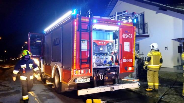 Pożar domu na Dolnym Śląsku. W środku znaleziono pociski [ZDJĘCIA]
