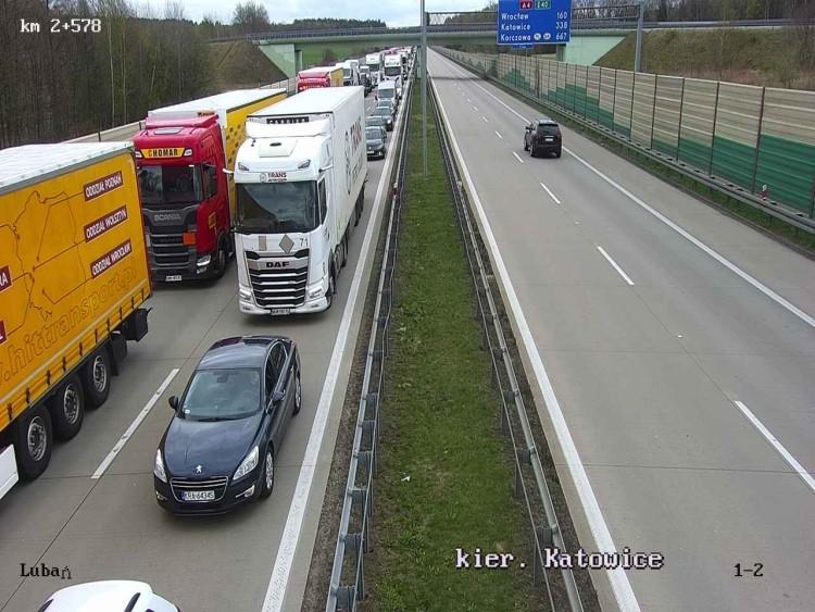 Uwaga! Korki na A4 i AOW. Nawet osiem godzin utrudnień