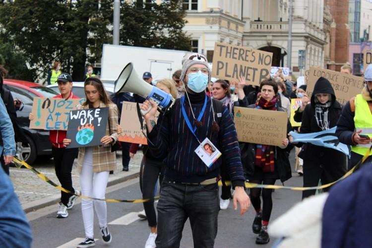 Wrocławska młodzież protestuje na ulicy. To ogólnopolska akcja MSK [ZDJĘCIA]