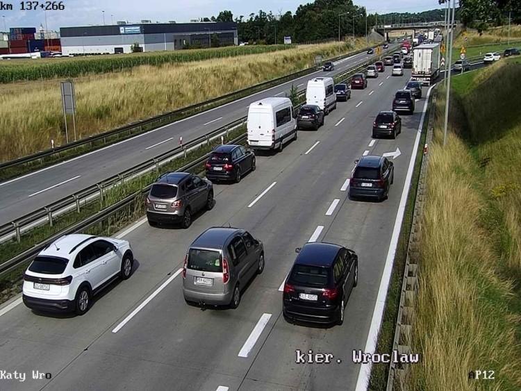 Wrocław: Znów ogromny korek na autostradzie A4 po zwykłej kolizji