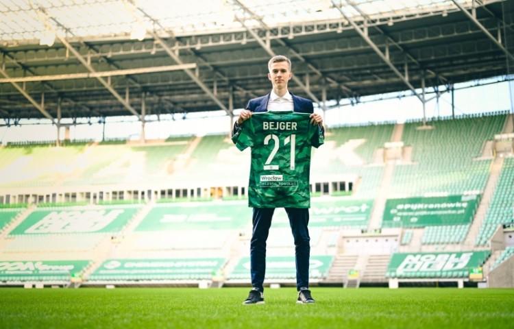 Do WKS-u prosto z Manchesteru United. Łukasz Bejger podpisał kontrakt ze Śląskiem!