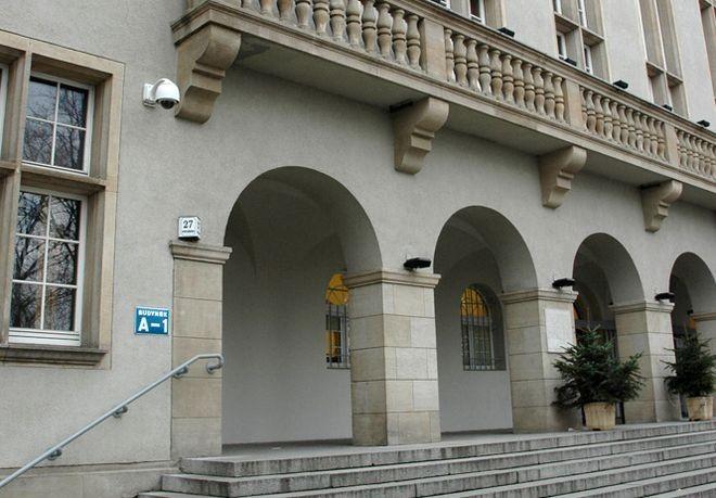 Zimowa rekrutacja 2021 na PWr. Szukają chętnych 63 kierunki