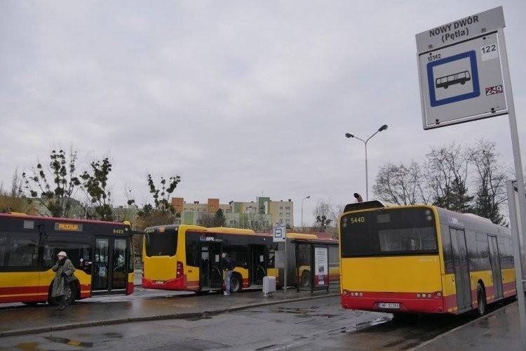 Wrocław: Inne trasy autobusów na Nowym Dworze. Zmiany nie są związane z otwarciem TAT