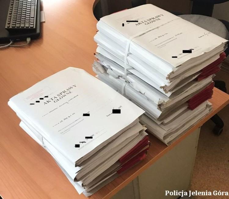 Dolny Śląsk: 32-letni mężczyzna usłyszał 38 zarzutów